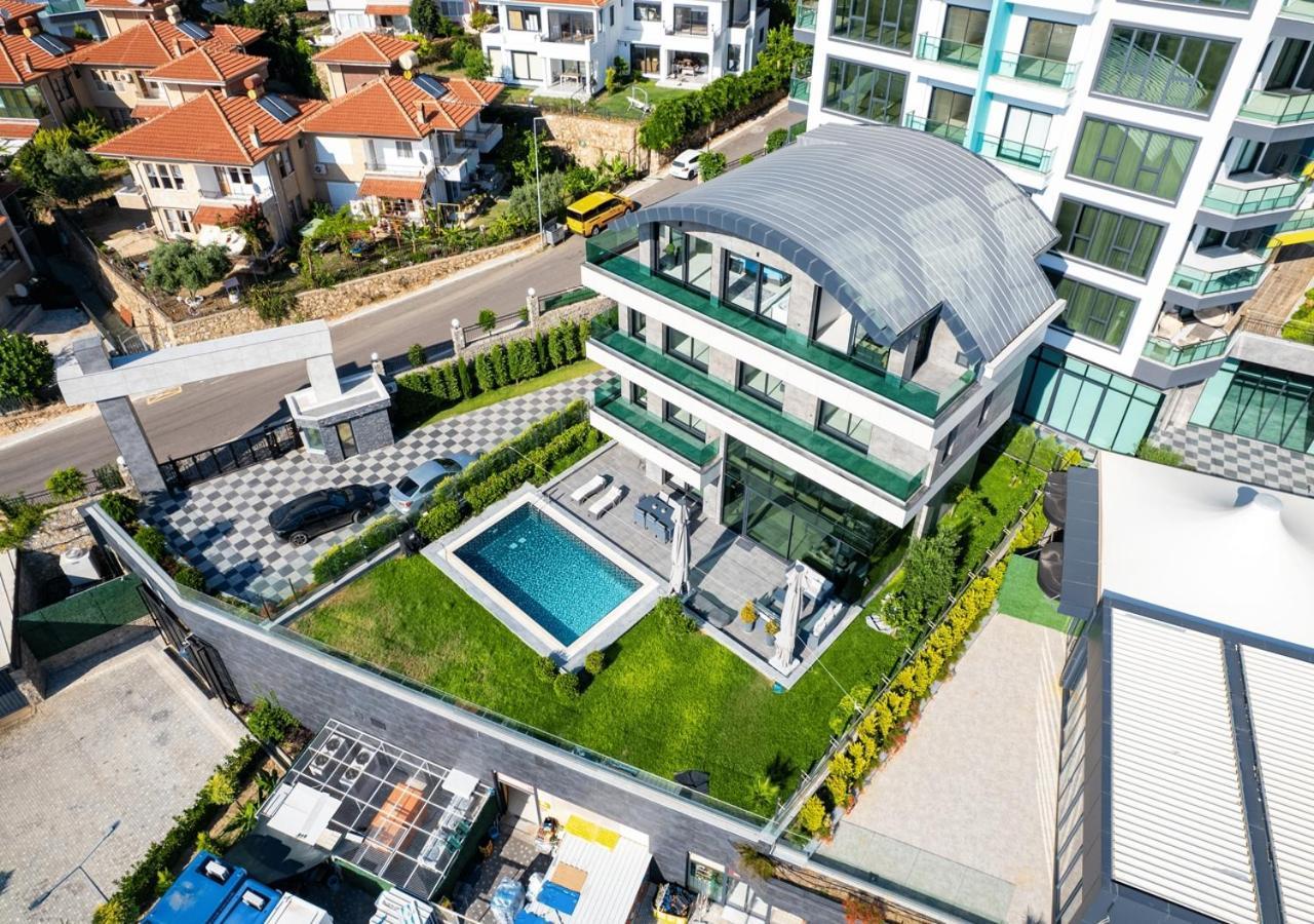 Villa Luxury Seaview With 9000 M2 Access *