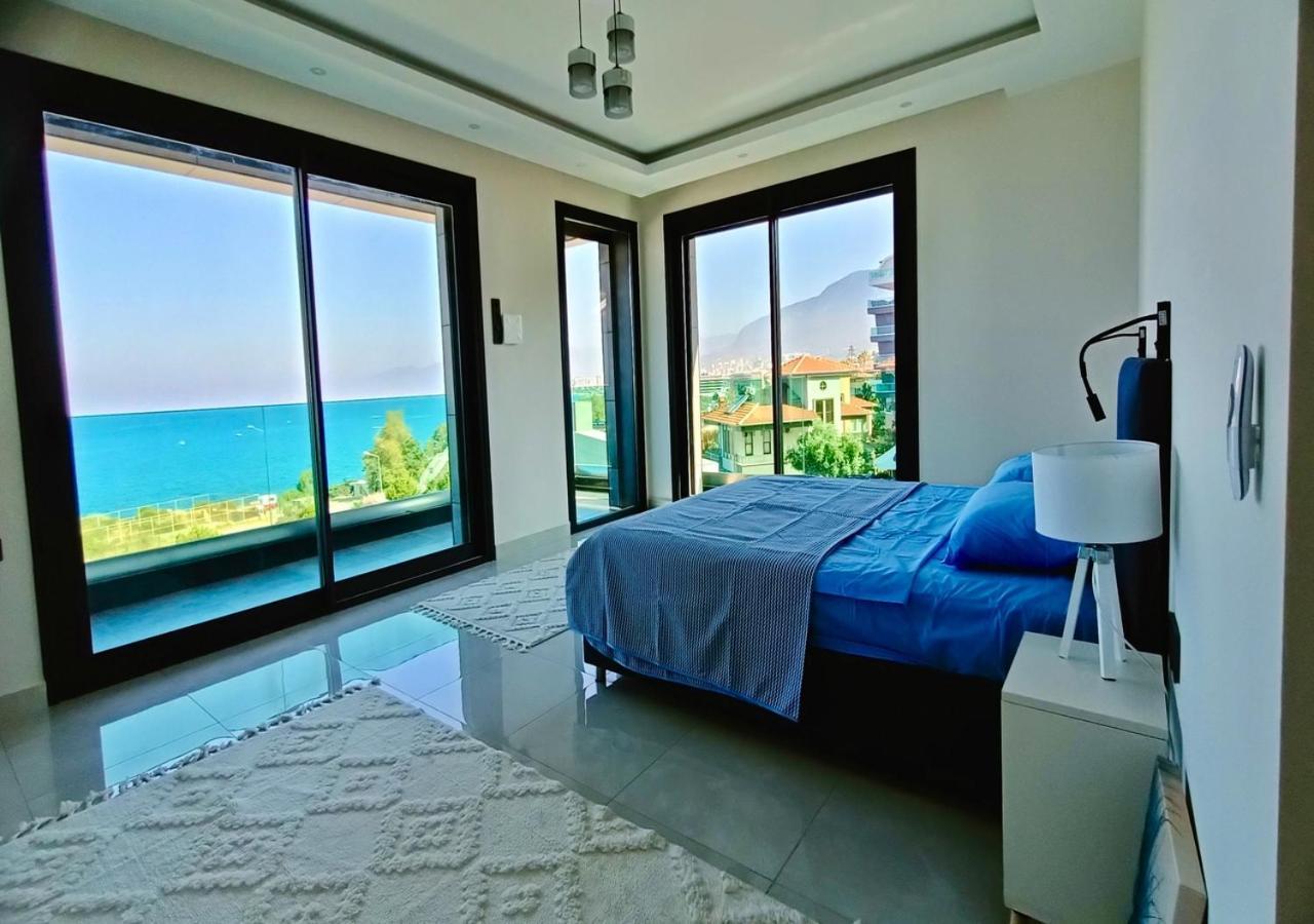 Villa Luxury Seaview With 9000 M2 Access *