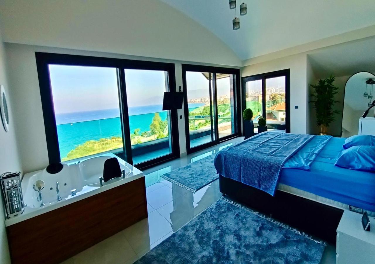 Villa Luxury Seaview With 9000 M2 Access